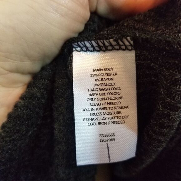 Abound Grey Crop Button Neck Long Sleeve Top Size XS - Picture 5 of 5